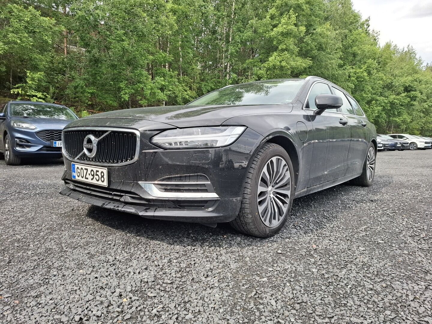 Volvo V90 2020 T8 AWD Momentum aut *P.lämmitin / VOC / S.koukku / Adapt.vakkari*