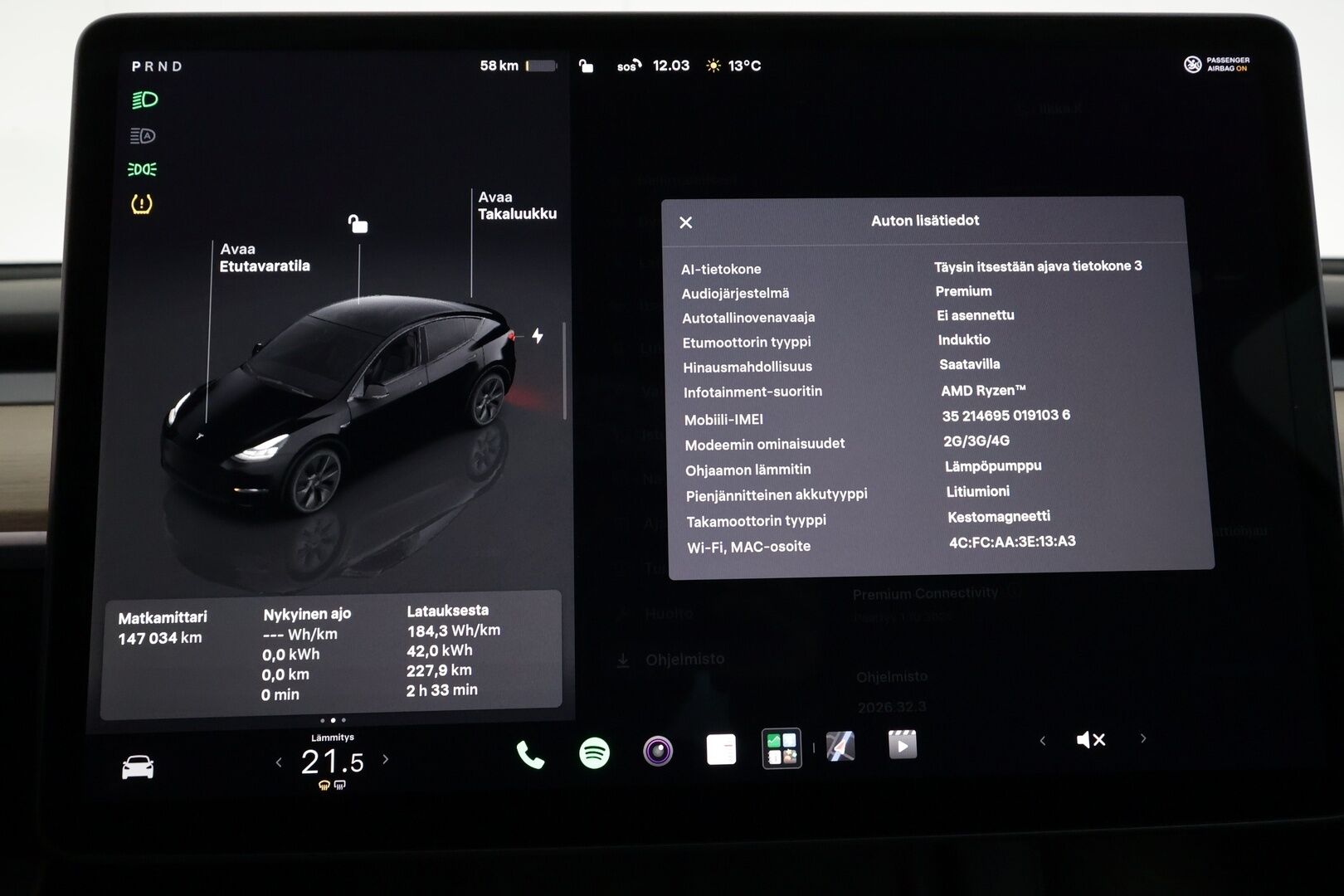 Tesla Model Y 2022 Long Range - | ILP | Koukku | ACC | Matrix-LED | P.kamera | Muistipenkki | Lasikatto | Premium Audio | Navi | Kaistavahti | Keyless | Kahdet renkaat | 