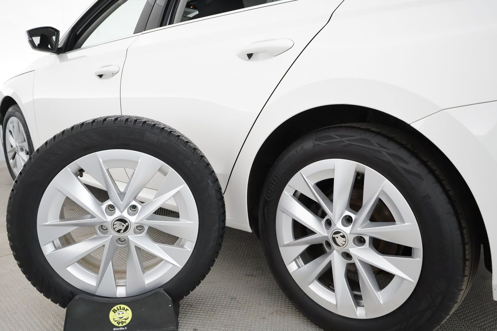 Skoda Octavia 2022 Combi 2.0 TDI 150 4x4 Style DSG **Webasto / Koukku / Adapt.Vakkari / Matrix-LED / P.kamera / Navi / Kaistavahti** - 1-om Suomi-auto / Kahdet Renkaat