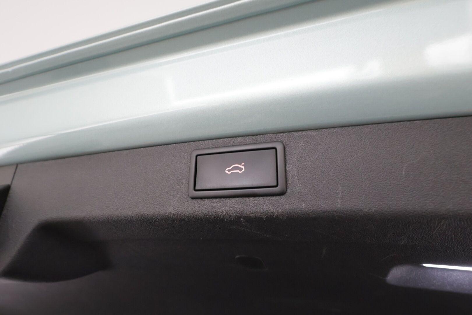 Skoda Enyaq 2022 60 iV - |1.OM Suomi-auto | ILP | ACC | P.kamera | Matrix LED | Muistipenkki | Navi | Puolinahat | Sähköluukku | Kahdet renkaat aluvanteilla|