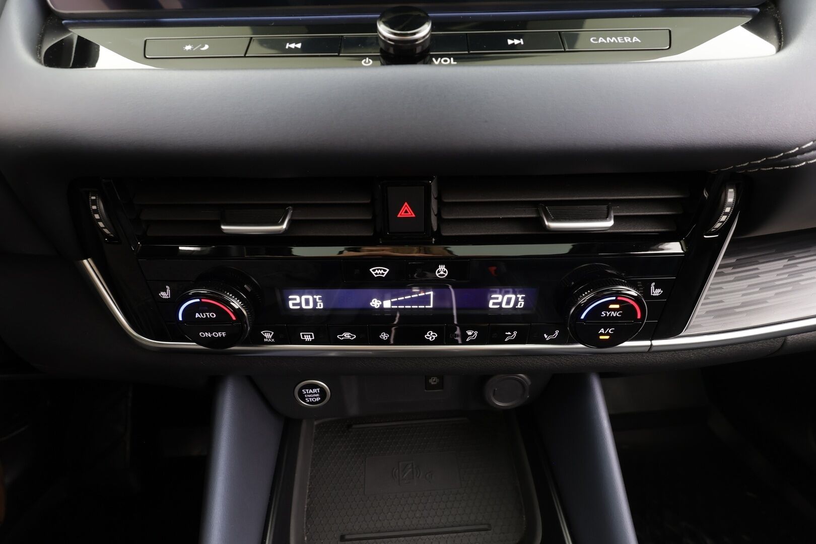 Nissan Qashqai 2023 MHEV 158 Xtronic 2WD Tekna+ MY22 - | ACC | HUD | BOSE | Muistipenkki | Sähkönahat hieronnalla | Lasikatto | 360° | Adapt. LED | Keyless | Lane Assist | BSM | Merkkihuollot | 