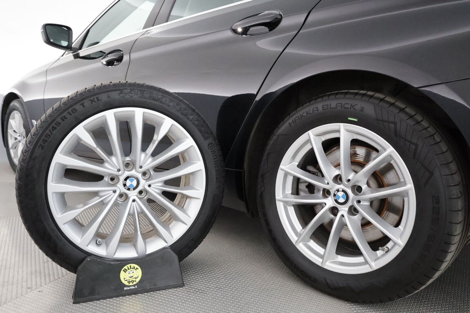 BMW 520 2022 G31 LCI Touring 520d A xDrive MHEV **Adapt. vakkari / Hifi / Sporttipenkit / Adapt. LED / Koukku / Apple&Android** - 3,99 % KORKOTARJOUS TÄHÄN AUTOON - 1-om. Suomi-auto / P.kamera / Nahkasisusta