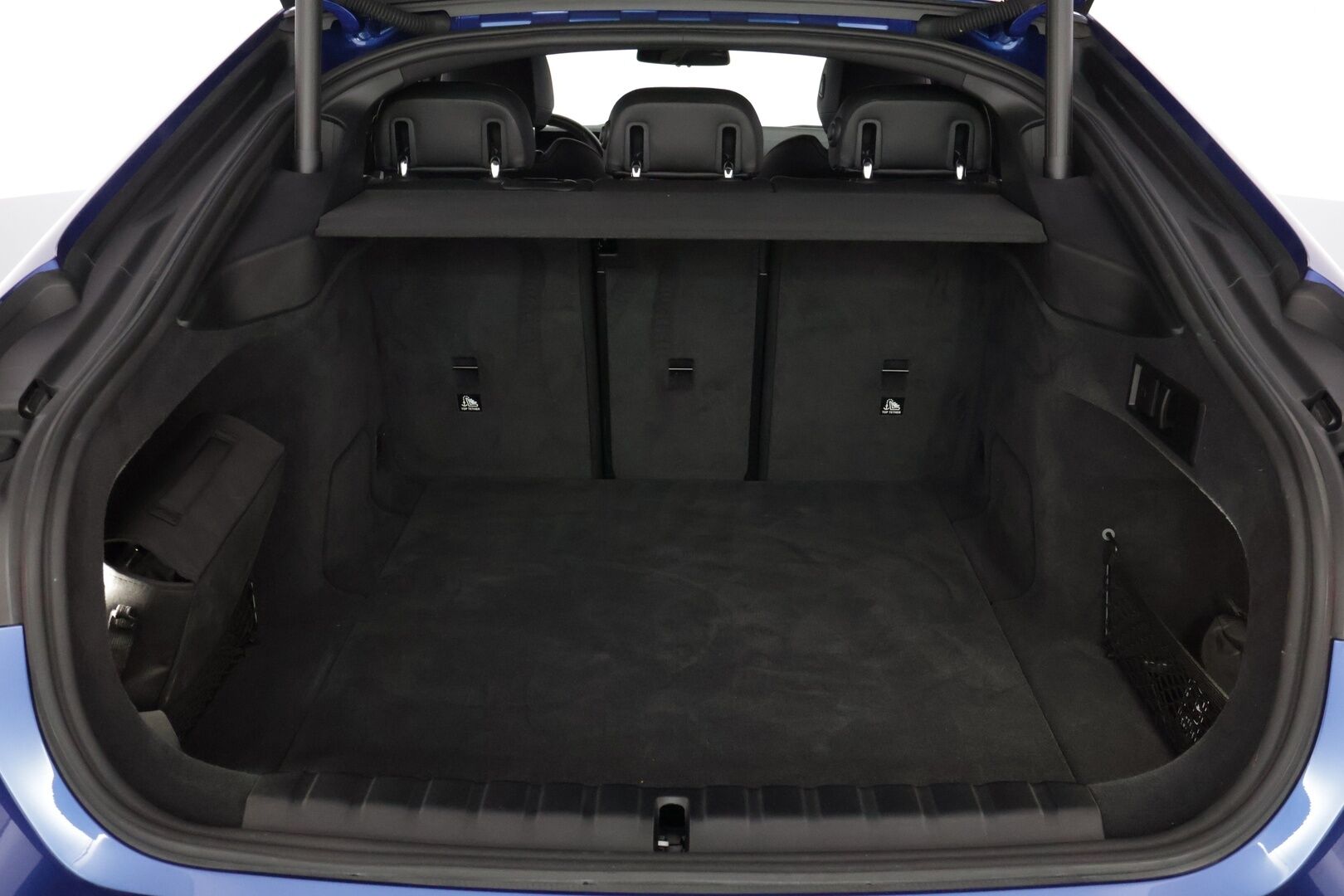 BMW I4 M50 2022 M50 *H&K / Adapt. vakkari / Portimao Blue / BLISS / Shadowline / Comfort access / Peruutuskamera / - 3,99 % KORKOTARJOUS TÄHÄN AUTOON 16.9. ASTI! - *Suomi auto / 1-Omisteinen / Merkkihuollettu / Kahdet renkaat vantein*