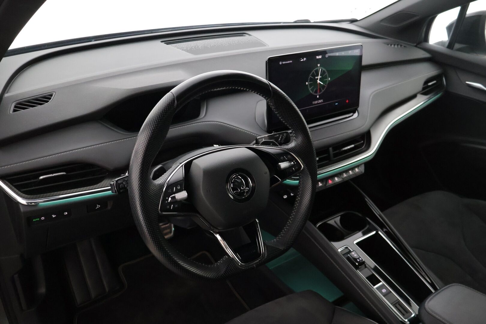 Skoda Enyaq 2021 ENYAQ 60 Farmari (AC) 5ov A - * Juuri tullut *
