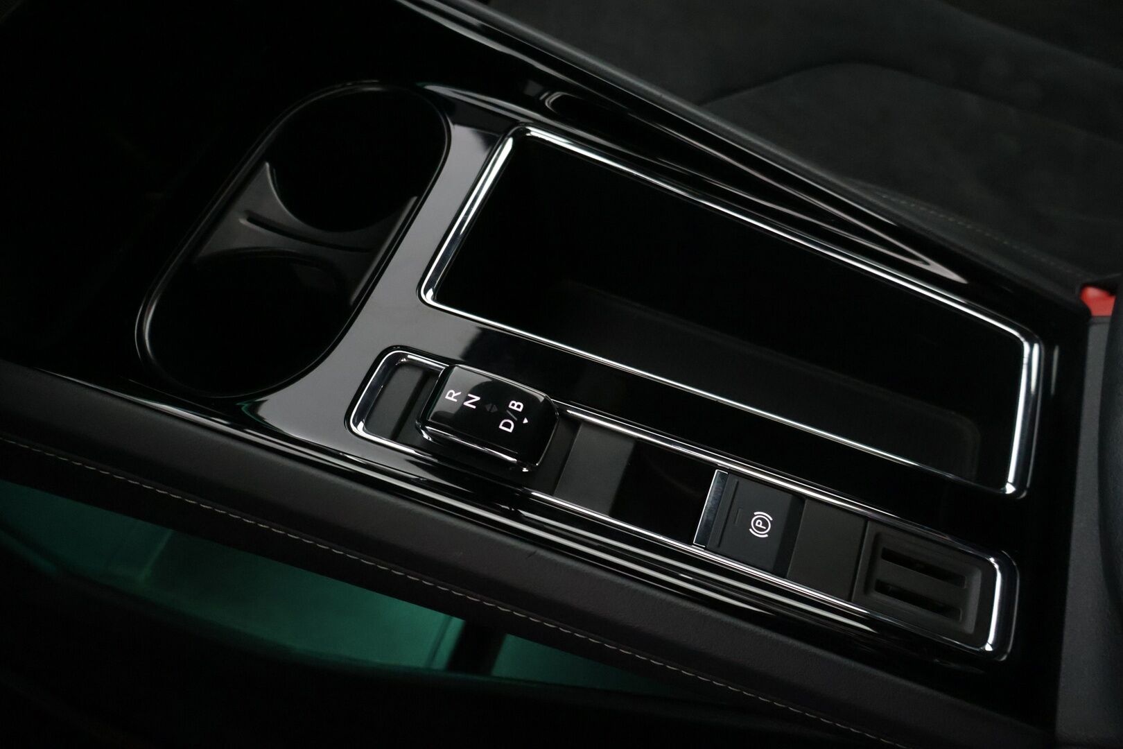 Skoda Enyaq 2021 ENYAQ 60 Farmari (AC) 5ov A - * Juuri tullut *