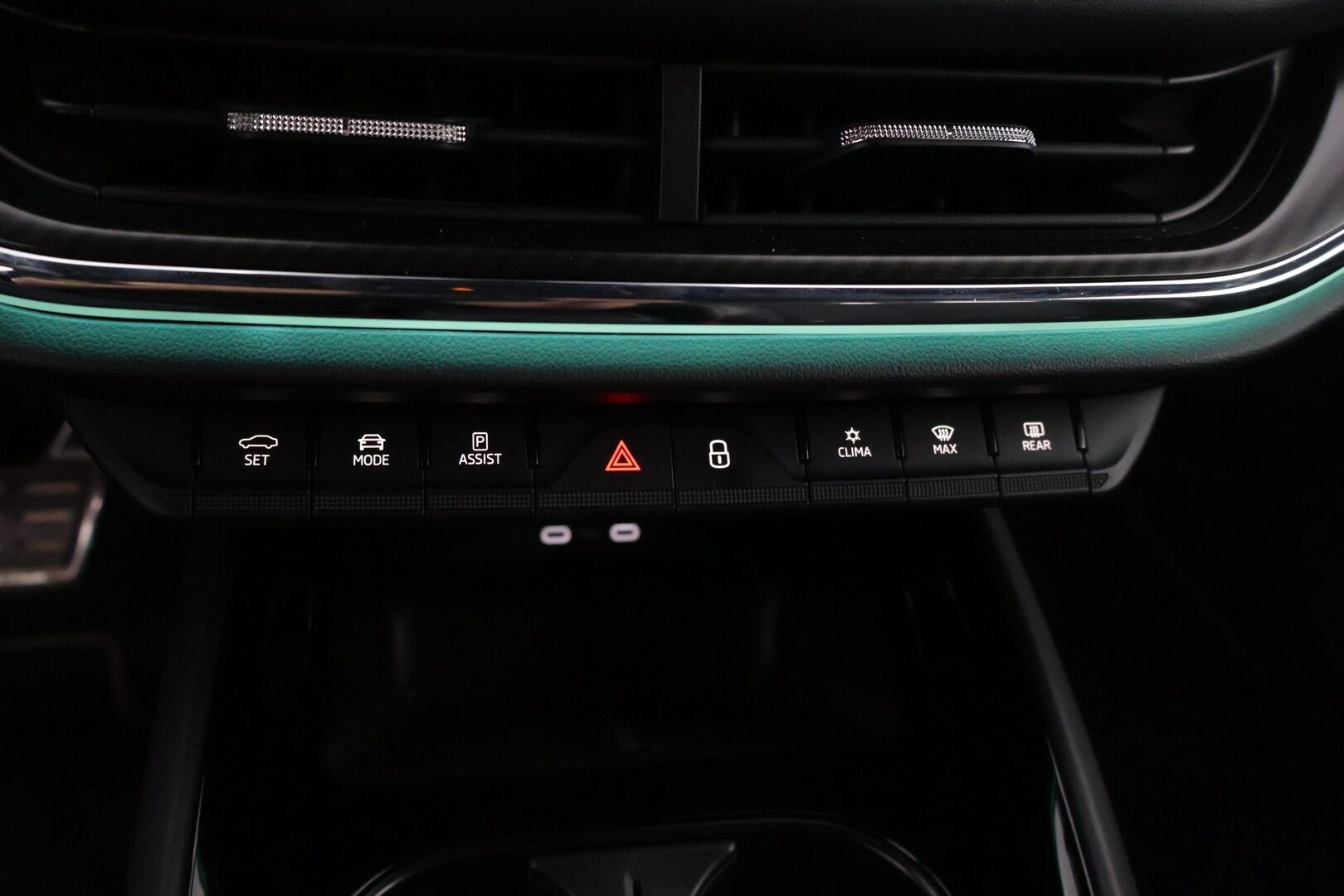 Skoda Enyaq 2021 ENYAQ 60 Farmari (AC) 5ov A - * Juuri tullut *
