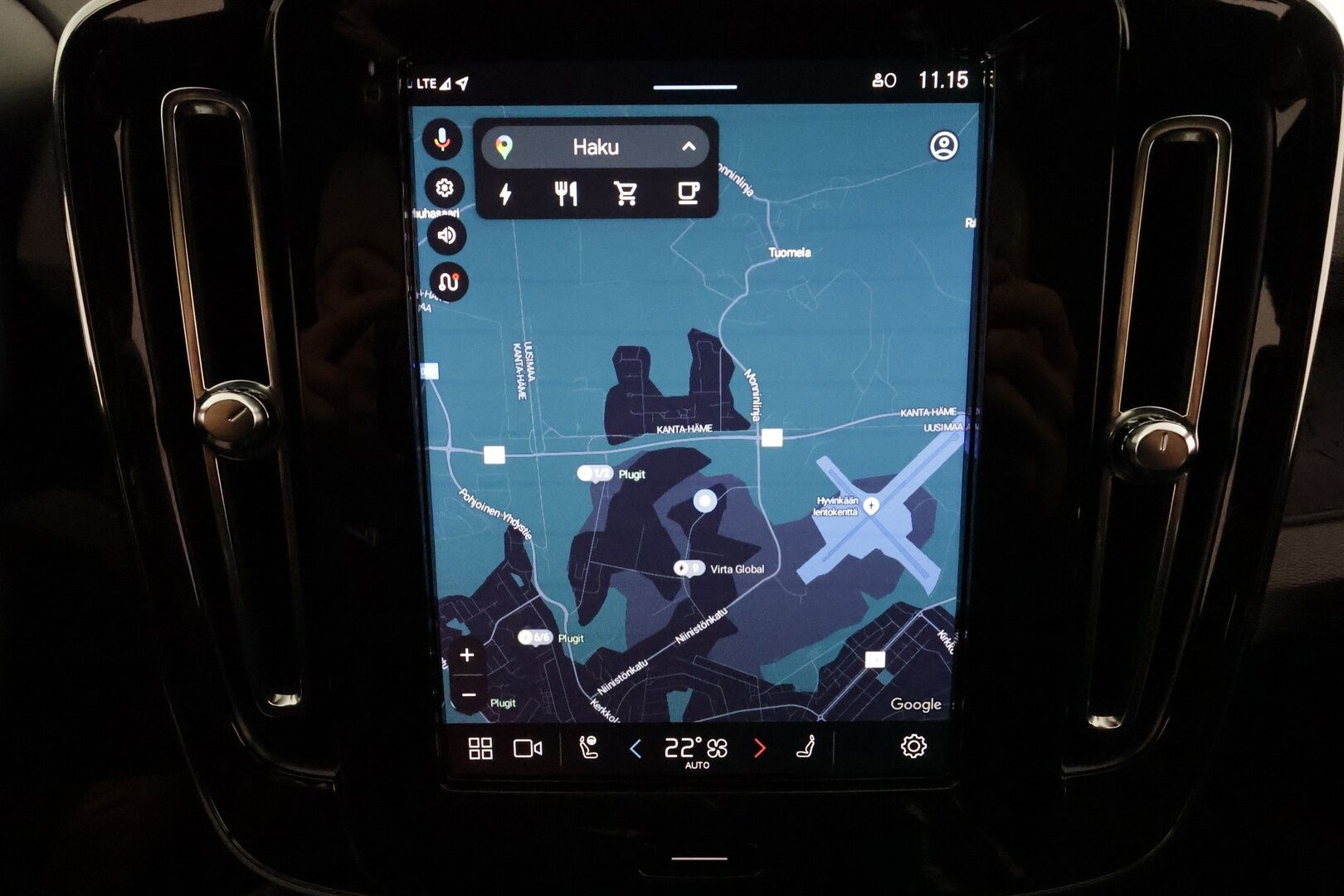 Volvo XC40 2023 Recharge Plus aut. *ACC / KOUKKU / ILP / P.kamera / Muistipenkki / Pixel LED / BLIS / Facelift / Navi* - Akku kuntotarkastettu SoH 96%! / Suomi-auto / Kahdet renkaat aluvanteilla / Merkkihuollettu - HULLU BLACKWEEK KORKOTARJOUS 2,49%