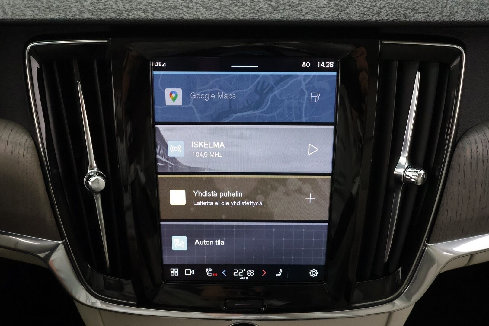 Volvo V90 2023 T6 AWD Long Range Plus Bright aut * ACC / Koukku / Full-LED / P.Kamera / Sportnahat Muistilla / Navi / Kaistavahti * - 1-om Suomi-auto / Akku kuntotarkastettu / Kahdet renkaat aluvanteilla / Merkkihuollot