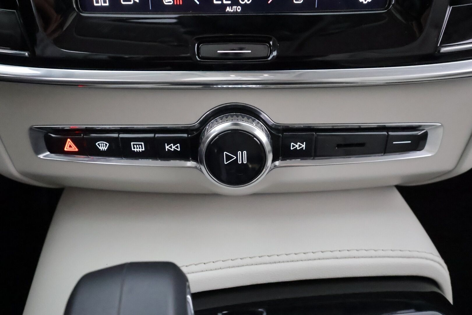 Volvo V90 2023 T6 AWD Long Range Plus Bright aut * ACC / Koukku / Full-LED / P.Kamera / Sportnahat Muistilla / Navi / Kaistavahti * - 1-om Suomi-auto / Akku kuntotarkastettu / Kahdet renkaat aluvanteilla / Merkkihuollot