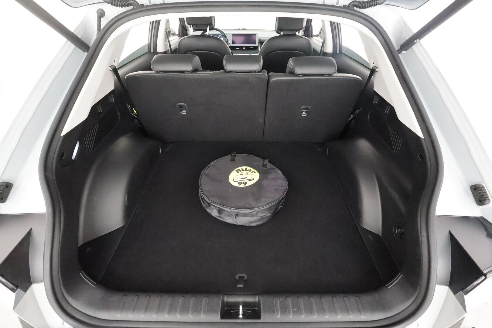 Hyundai IONIQ 5 2022 73 kWh 305 hv AWD Style - | ACC | ILP | Koukku | Puolinahat | Sähköpenkki | P.kamera | V2L | Sähk. takaluukku | HDA | BSM | Lämm. ratti | 1-om suomiauto | Merkkihuollot |