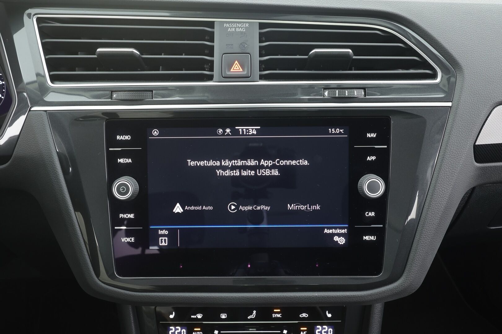 Volkswagen Tiguan 2022 Style Business 1,5 TSI 110 kW DSG-automaatti - | Webasto | ACC | Matrix-LED | P.kamera | Hierovat Sporttipenkit | Kaistavahti | Keyless | Ratinlämmitys | Ambient-valot | 1-om Suomi-auto | Kahdet renkaat | ALV |