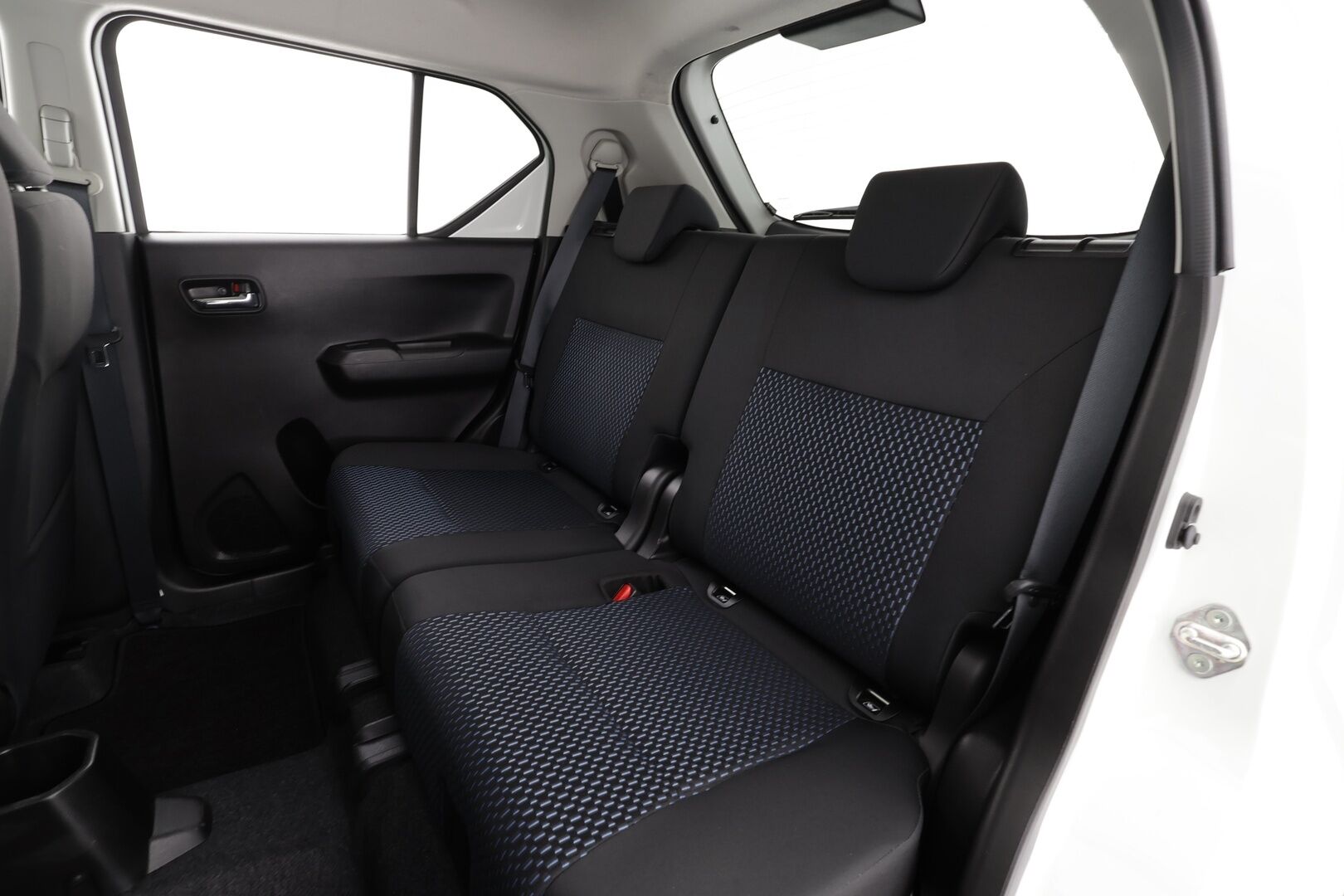 Suzuki Ignis 2022 1,2 DUALJET 4WD GLX 5MT HYBRID * Xenon / Vakkari / P.kamera / Sisätilanlämmitin / Kaistavahti / Navi / Keyless * - Suomi-auto / Kahdet renkaat 