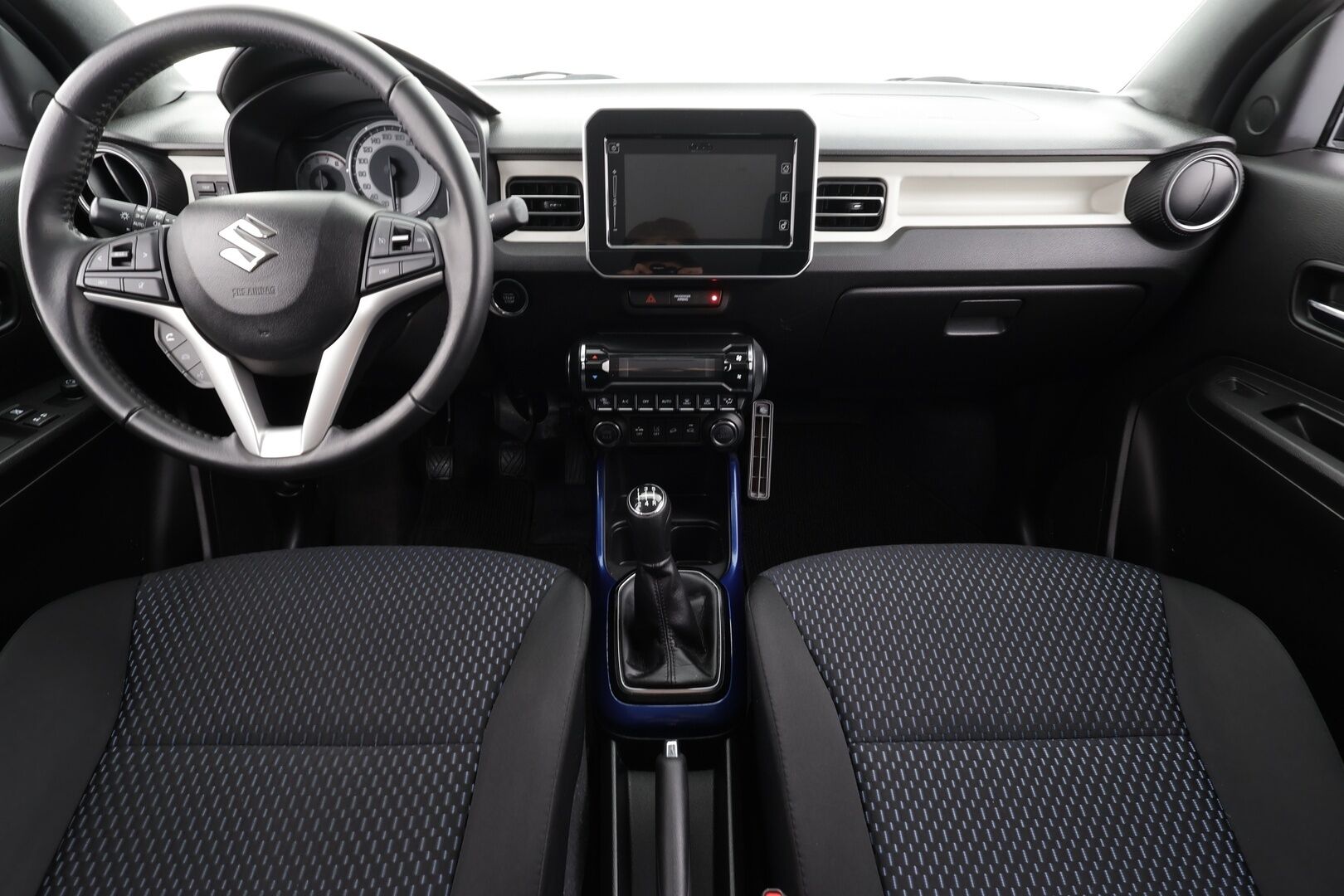 Suzuki Ignis 2022 1,2 DUALJET 4WD GLX 5MT HYBRID * Xenon / Vakkari / P.kamera / Sisätilanlämmitin / Kaistavahti / Navi / Keyless * - Suomi-auto / Kahdet merkki renkaat - HULLUT AVAJAISHULINAT KORKOTARJOUS 3,29 %