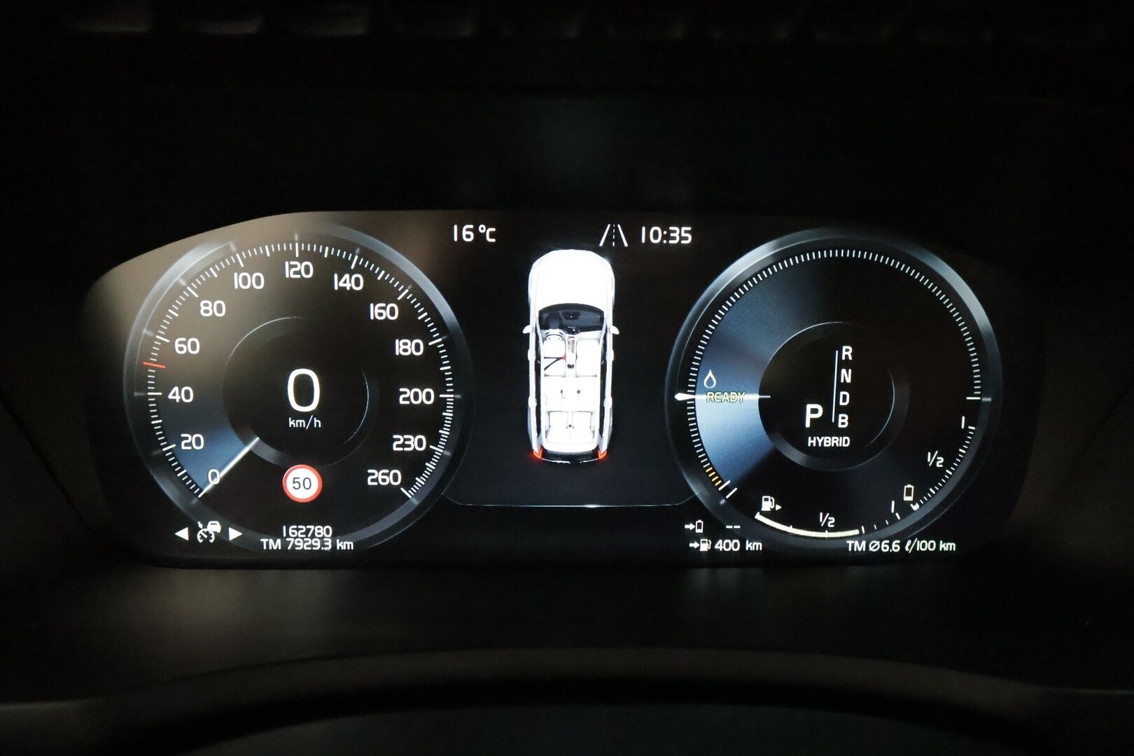 Volvo XC90 2016 T8 Twin Engine AWD Inscription aut **Panorama / HUD / Adapt.Vakkari / Full-LED / Ilmastoidut Sporttinahat Muistilla** - 3,99 % KORKOTARJOUS TÄHÄN AUTOON - Akku kuntotarkastettu / P.Kamera / Webasto / Istuimet-7 / Navi / Kaistavahti / 4-Alueinen AC / Digimittaristo / 2x Renkaat 
