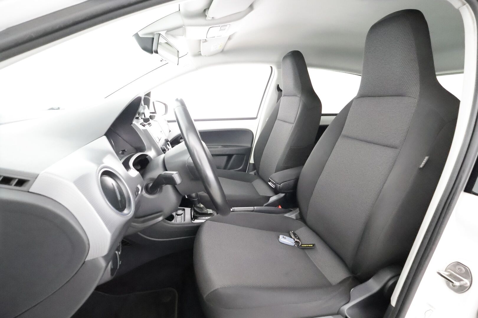 Skoda Citigo 2020 36.9 kWh 61 kW Ambition iV * Auto.ilmastointi / Bluetooth / 2xRenkaat / Kaistavahti * - Akku kuntotarkastettu