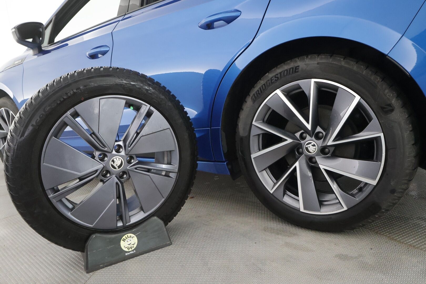 Skoda Enyaq 2022 80 SportLine iV - | ILP | Koukku | ACC | Matrix-LED | P.Kamera | Muistipenkki | Navi | Kaistavahti | Keyless | Merkkihuollot | Kahdet renkaat | Suomi-auto |