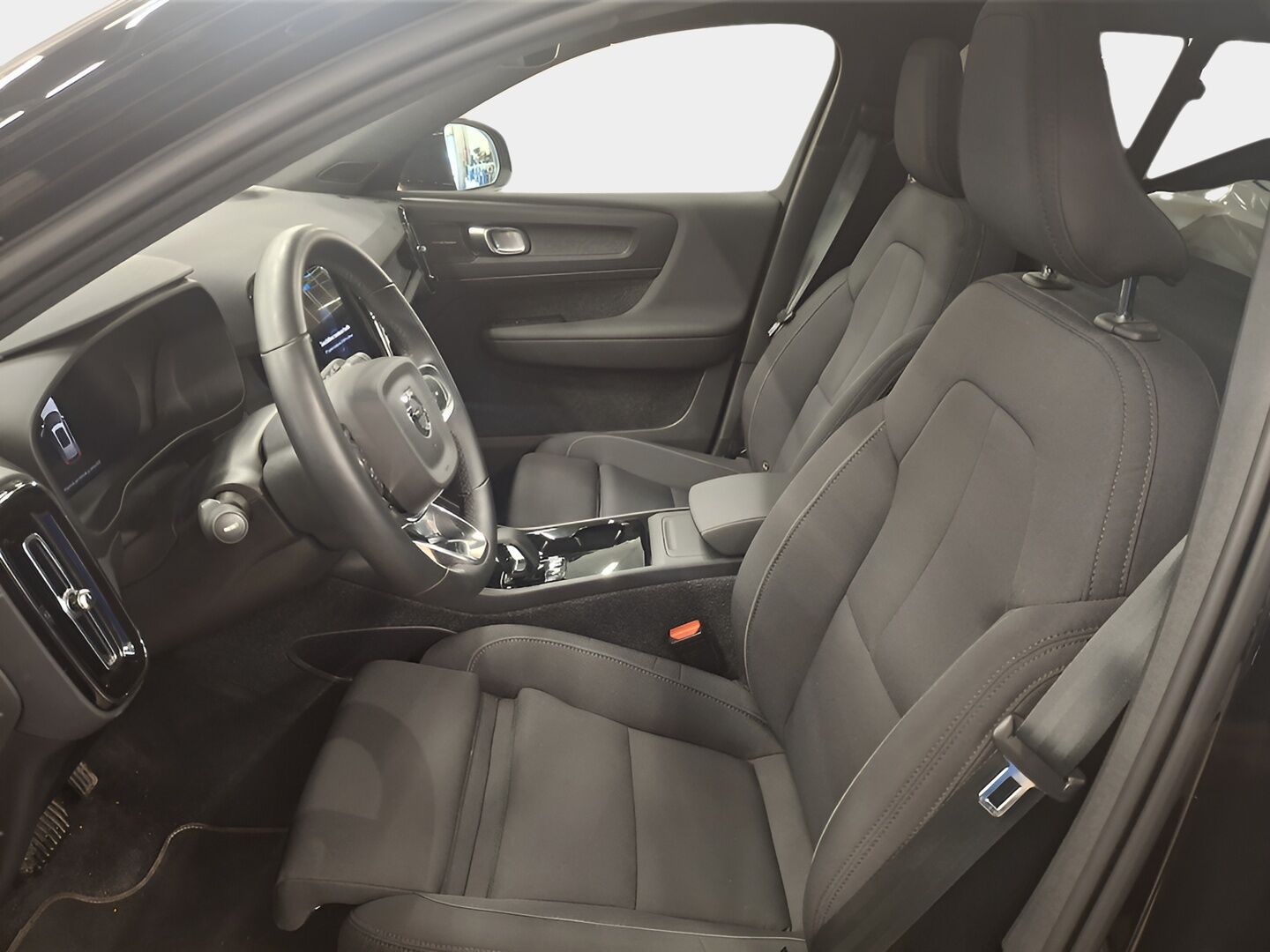 Volvo XC40 2023 Recharge Twin Ultimate aut / 1.Om Suomi-auto / ACC / ILP / H/K / Pixel-LED / Koukku - 3,99 % KORKOTARJOUS TÄHÄN AUTOON 31.8. ASTI! - Facelfit / 360°-kamera / Panorama lasikatto / Muistipenkki / Sähkökontti