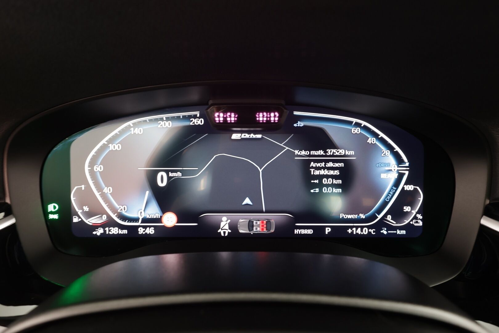 BMW 530 2023 G30 Sedan 530e A Charged Edition M Sport * ACC / Kamera / LED / Navi / Sporttinahat / H&K / Digimittaristo * - 1.Om Suomi-auto / SoH 95.2% / Kahdet renkaat aluvanteilla / Merkkihuollettu