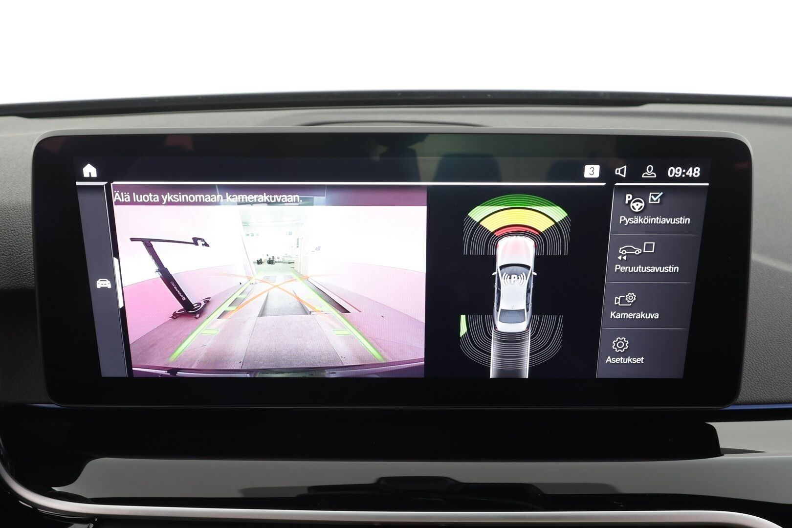 BMW 530 2023 G30 Sedan 530e A Charged Edition M Sport * ACC / P.kamera / LED / Navi / Sporttinahat / H&K / Digimittaristo * - 1.Om Suomi-auto / Kahdet renkaat aluvanteilla / Merkkihuollettu - HULLUT JOULUT KORKOTARJOUS 2,49% 