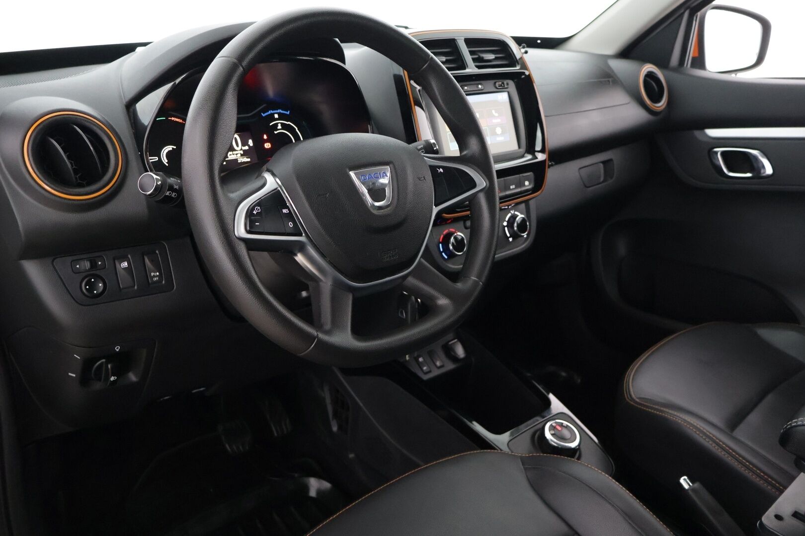 Dacia SPRING 2022 SPRING - P-Kamera / Tutkat / Nahkapenkit / Vakkari