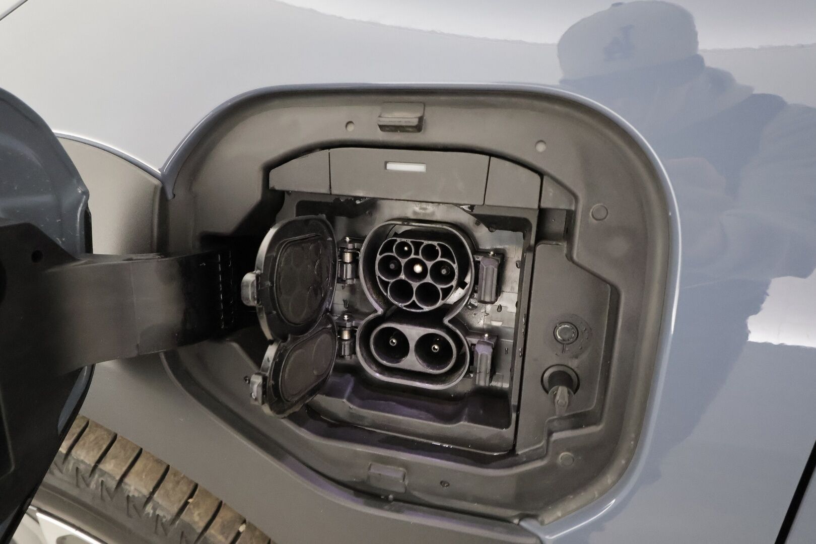 Subaru Solterra 2023 Touring+ - Lämpöpumppu | ACC | Panorama | Harman&Kardon | Nahkasisusta | 360-Kamera | Keyless | Supervarusteltu!