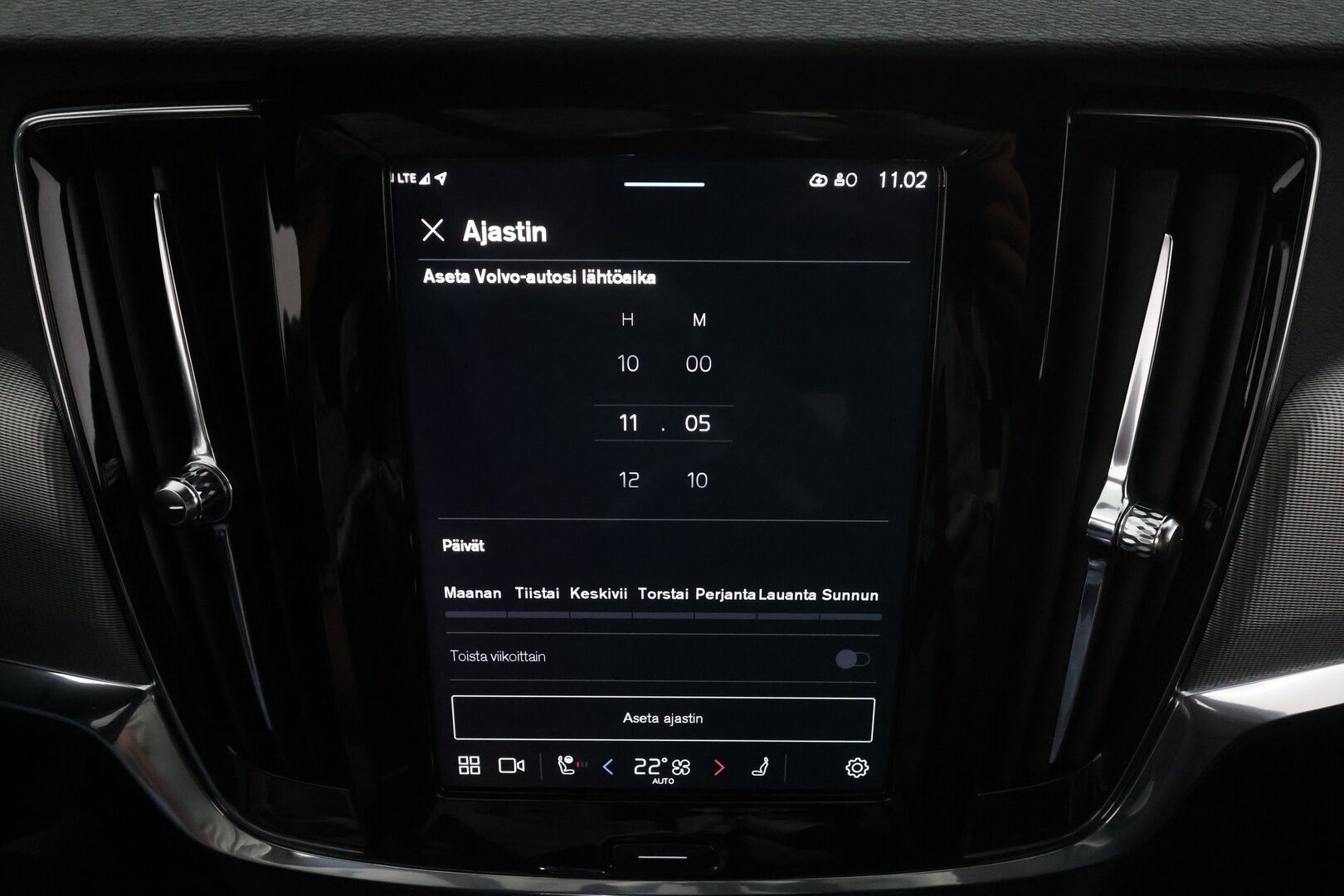 Volvo V90 2023 T6 AWD Long Range Plus Dark aut * ACC / P.kamera / Full LED / Muistipenkit / Sporttinahat / BLIS / Facelift / KeylessGo * - 1.Om Suomi-auto / Kahdet renkaat aluvanteilla / Merkkihuollettu