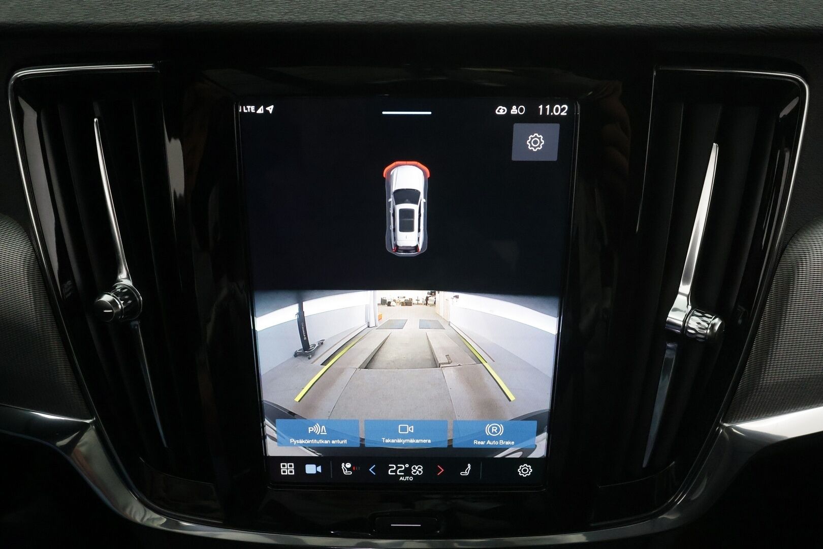 Volvo V90 2023 T6 AWD Long Range Plus Dark aut * ACC / P.kamera / Full LED / Muistipenkit / Sporttinahat / BLIS / Facelift / KeylessGo * - 1.Om Suomi-auto / Kahdet renkaat aluvanteilla / Merkkihuollettu