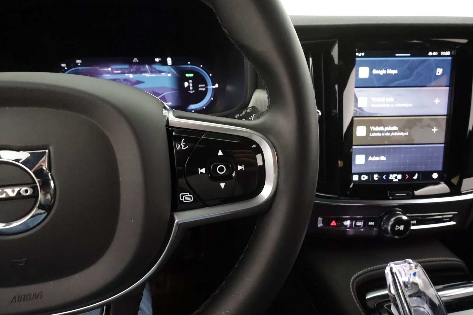 Volvo V90 2023 T6 AWD Long Range Plus Dark aut * ACC / P.kamera / Full LED / Muistipenkit / Sporttinahat / BLIS / Facelift / KeylessGo * - 1.Om Suomi-auto / Kahdet renkaat aluvanteilla / Merkkihuollettu