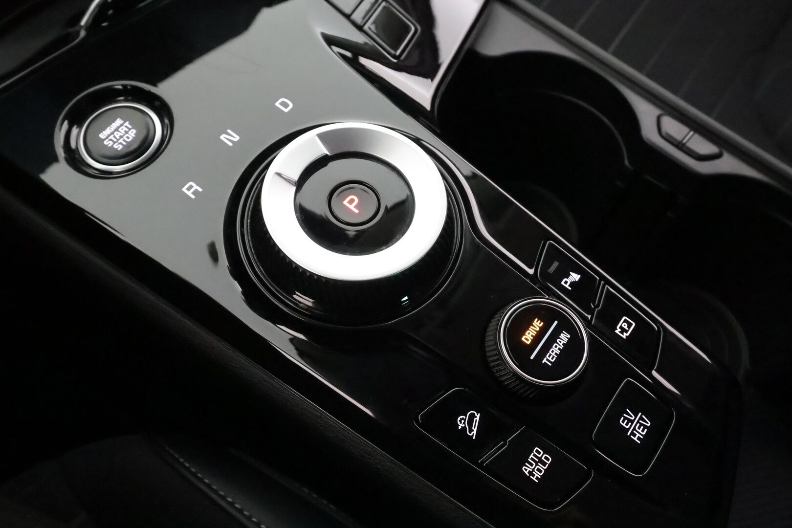 Kia Sportage 2022 1,6 T-GDI AWD Plug-in Hybrid EX AT 265hv - | ACC | Sähköpenkit | Puolinahat | HDA | LED | P.kamera | Lämm. ratti | Digimittaristo | Keyless | 1-om suomiauto | Merkkihuollot | 2x renkaat aluin |