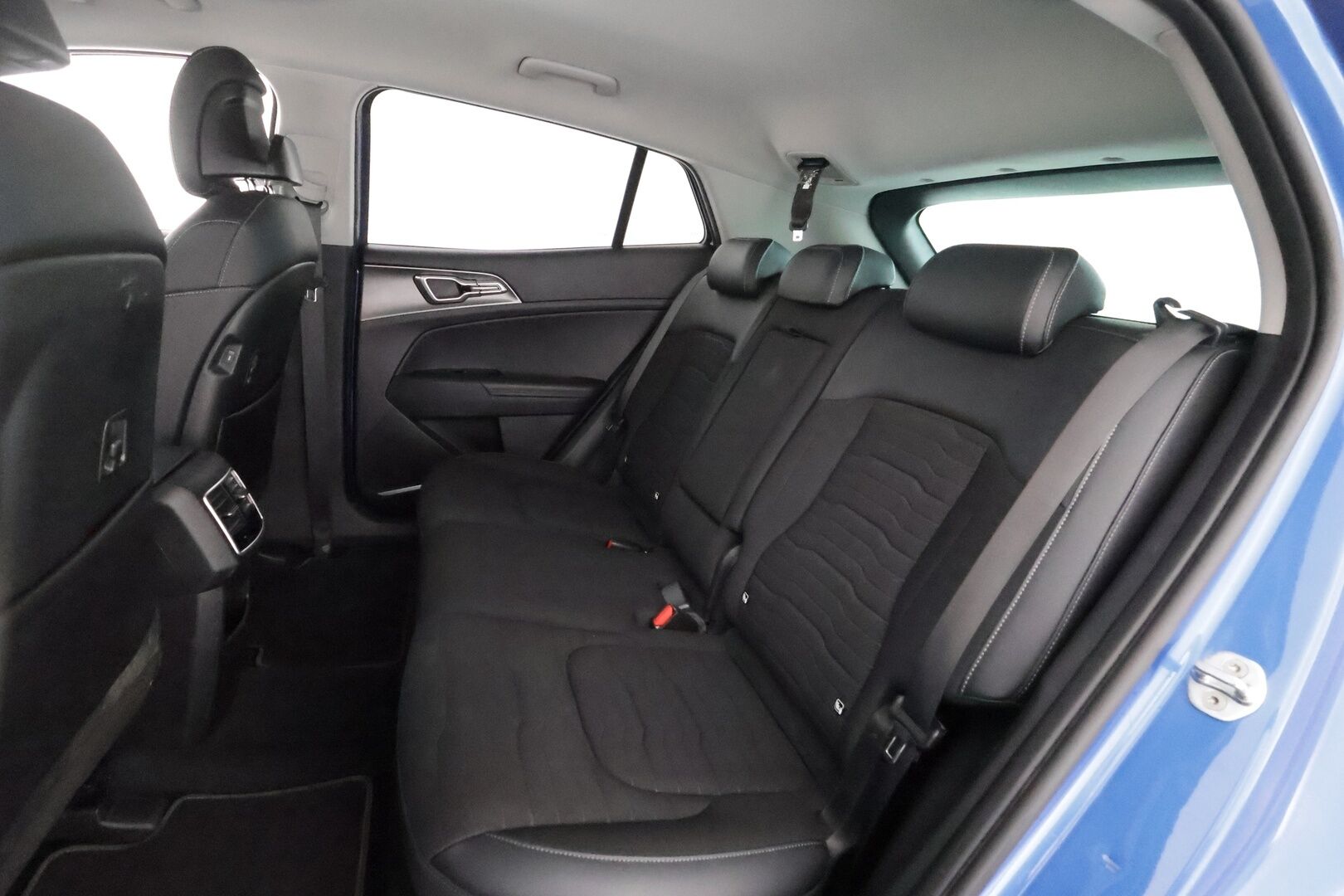 Kia Sportage 2022 1,6 T-GDI AWD Plug-in Hybrid EX AT 265hv - | ACC | Sähköpenkit | Puolinahat | HDA | LED | P.kamera | Lämm. ratti | Digimittaristo | Keyless | 1-om suomiauto | Merkkihuollot | 2x renkaat aluin |