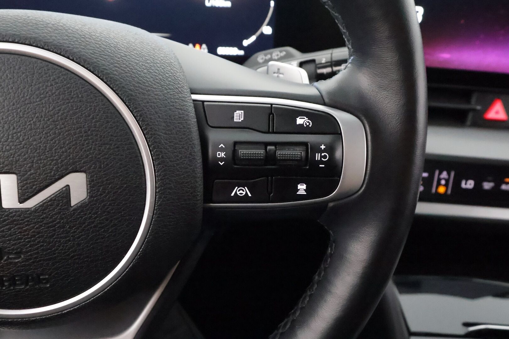 Kia Sportage 2022 1,6 T-GDI AWD Plug-in Hybrid EX AT 265hv - | ACC | Sähköpenkit | Puolinahat | HDA | LED | P.kamera | Lämm. ratti | Digimittaristo | Keyless | 1-om suomiauto | Merkkihuollot | 2x renkaat aluin |