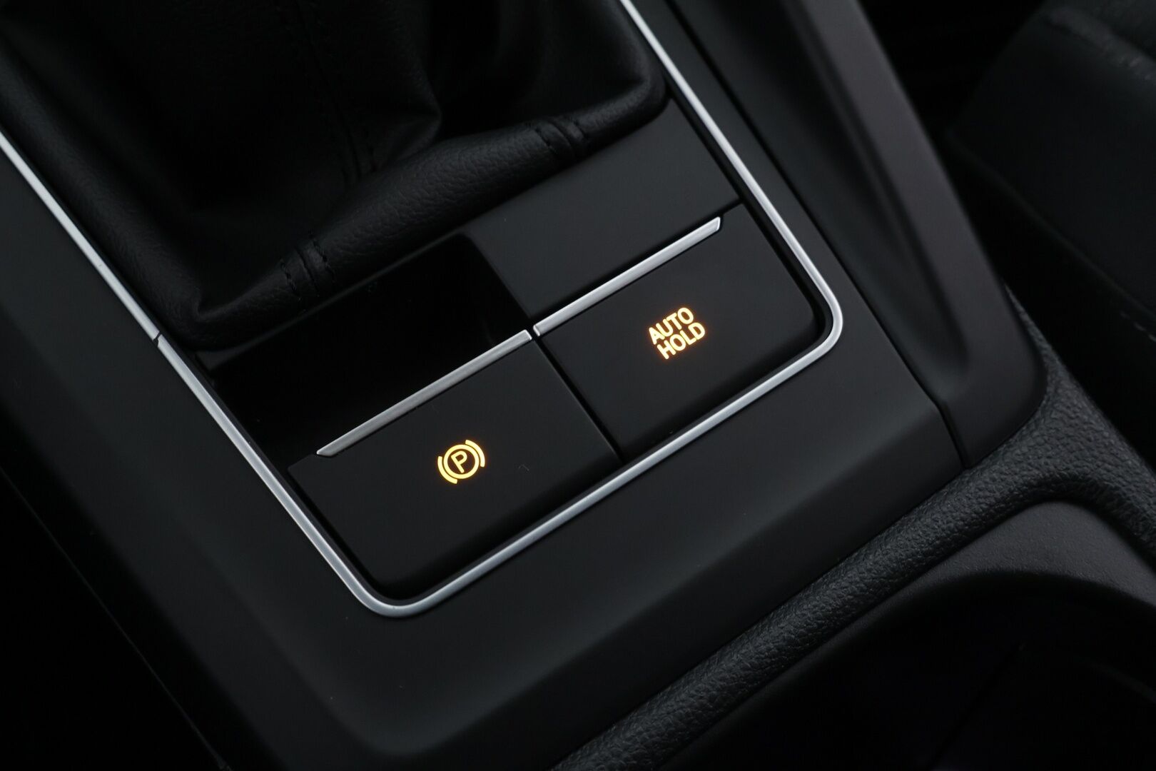 Volkswagen Golf 2022 Comfort 1,0 TSI 81 kW/ *ACC / Lohko+sisäpistoke / Apple Carplay!* - Vähän ajettu / Huippusiisti / Hyvin pidetty!