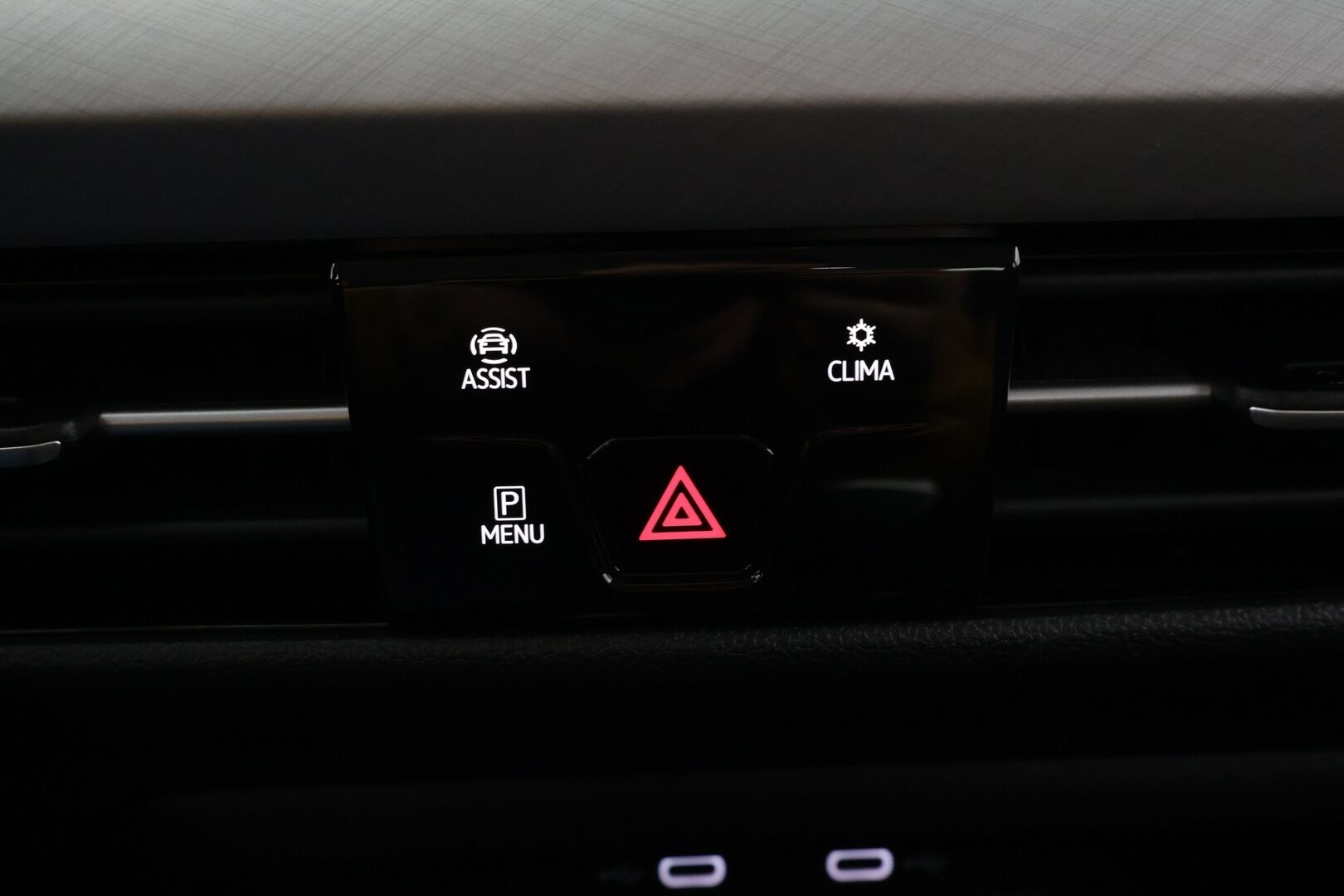 Volkswagen Golf 2022 Comfort 1,0 TSI 81 kW/ *ACC / Lohko+sisäpistoke / Apple Carplay!* - Vähän ajettu / Huippusiisti / Hyvin pidetty!