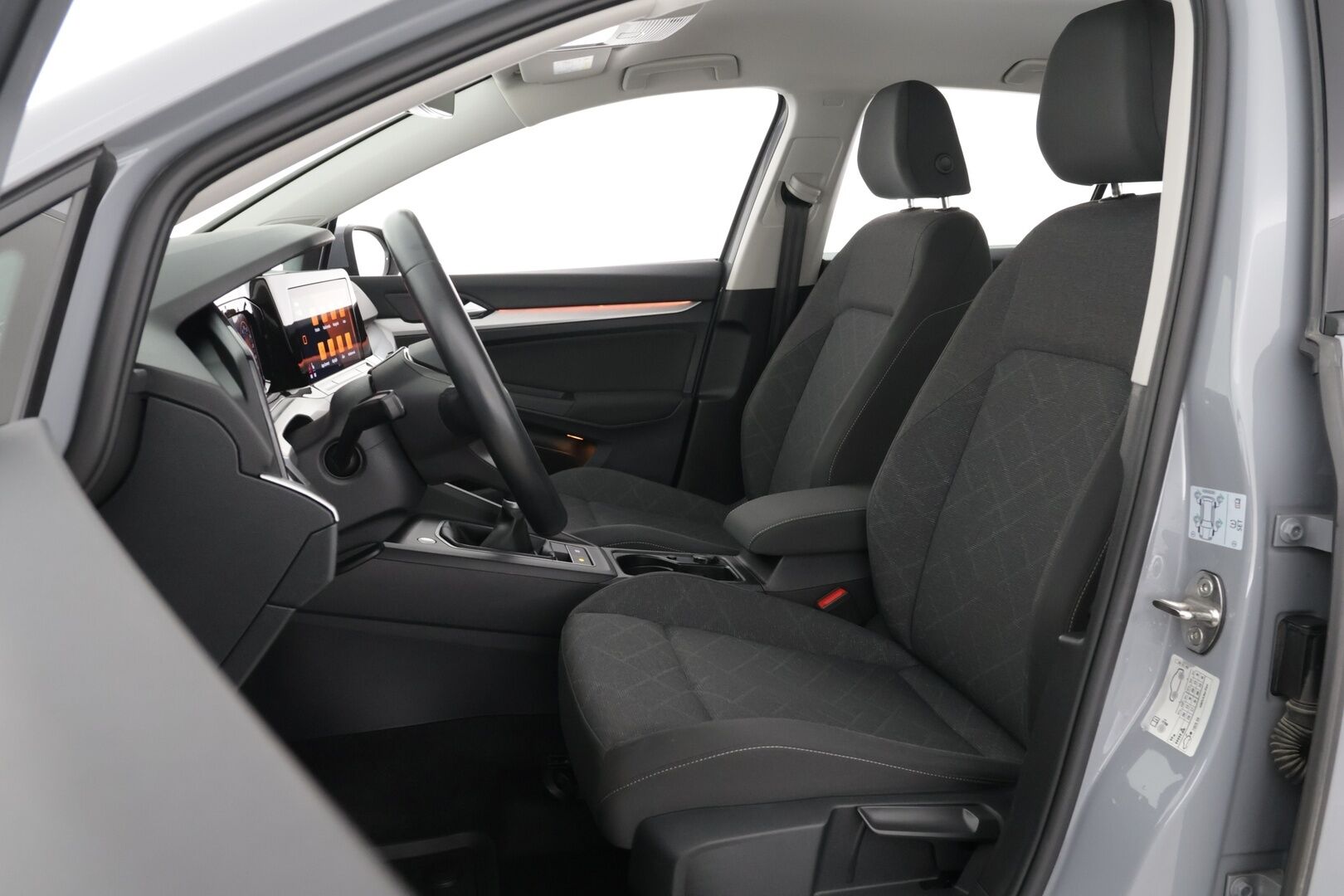 Volkswagen Golf 2022 Comfort 1,0 TSI 81 kW/ *ACC / Lohko+sisäpistoke / Apple Carplay!* - Vähän ajettu / Huippusiisti / Hyvin pidetty!