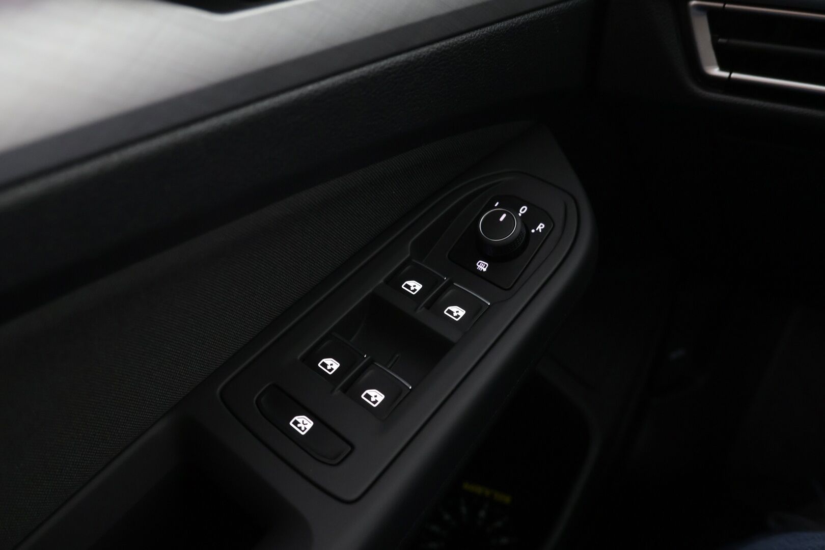 Volkswagen Golf 2022 Comfort 1,0 TSI 81 kW/ *ACC / Lohko+sisäpistoke / Apple Carplay!* - Vähän ajettu / Huippusiisti / Hyvin pidetty!