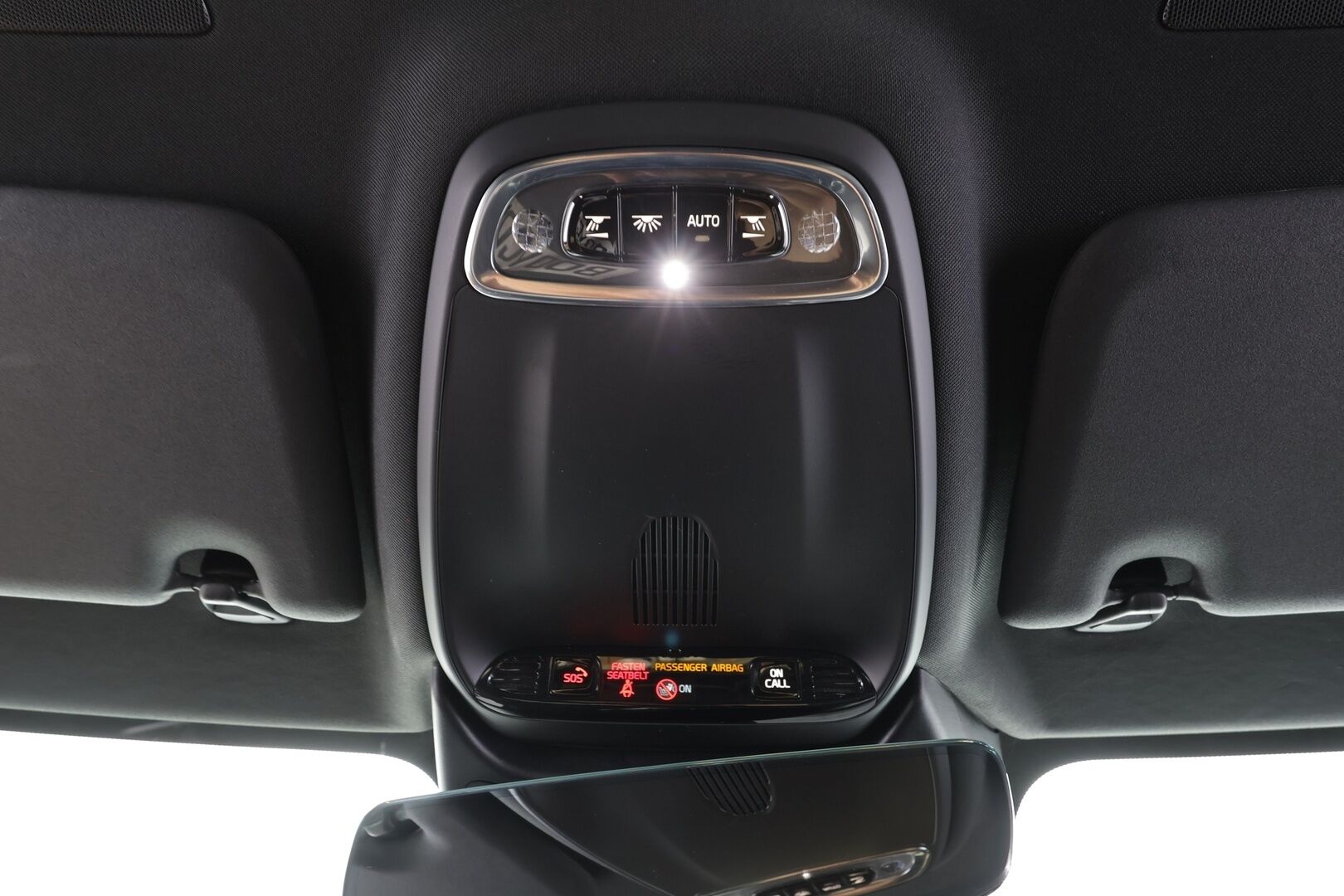 Volvo V60 2021 T8 TwE AWD R-Design aut - | Webasto | ACC | H&K | Full-LED | 360 | Sporttipenkki Muistilla | Navi | Kaistavahti | Keyless | Katveavustin | Kahdet renkaat | 