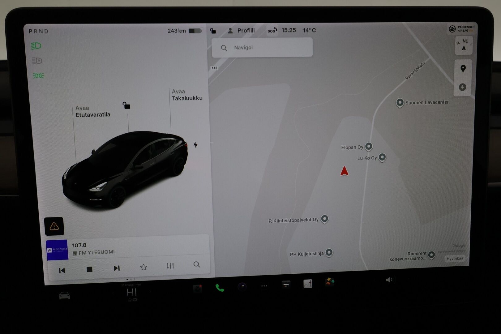 Tesla Model 3 2021 Performance AWD * Lämpöpumppu / Lasikatto / Matrix LED / Premium Audio / Peruutuskamera / Muistipenkki - Akku kuntotarkastettu / Kahdet Renkaat / Juuri tullut Tampereelle!