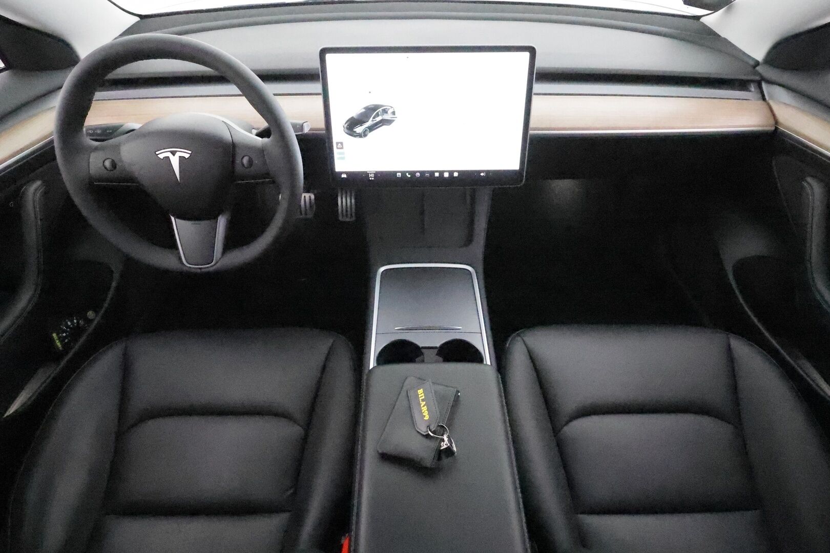 Tesla Model 3 2021 Performance AWD * Lämpöpumppu / Lasikatto / Matrix LED / Premium Audio / Peruutuskamera / Muistipenkki - Akku kuntotarkastettu / Kahdet Renkaat / Juuri tullut Tampereelle!