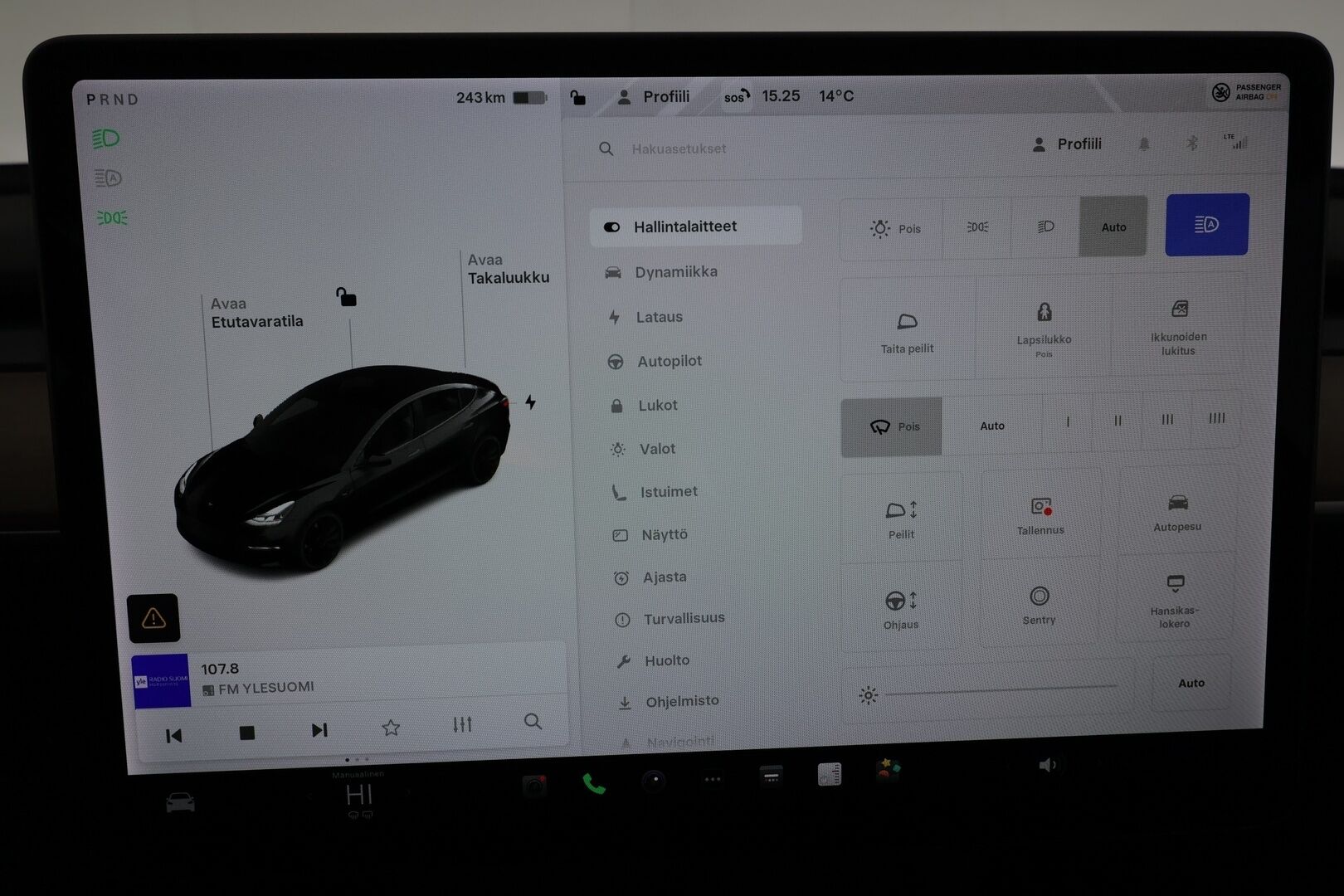 Tesla Model 3 2021 Performance AWD * Lämpöpumppu / Lasikatto / Matrix LED / Premium Audio / Peruutuskamera / Muistipenkki - Akku kuntotarkastettu / Kahdet Renkaat / Juuri tullut Tampereelle!