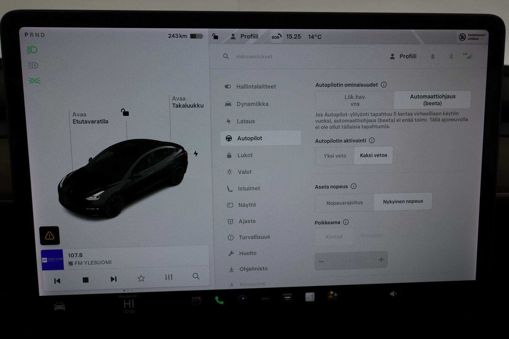 Tesla Model 3 2021 Performance AWD * Lämpöpumppu / Lasikatto / Matrix LED / Premium Audio / Peruutuskamera / Muistipenkki - Akku kuntotarkastettu / Kahdet Renkaat / Juuri tullut Tampereelle!