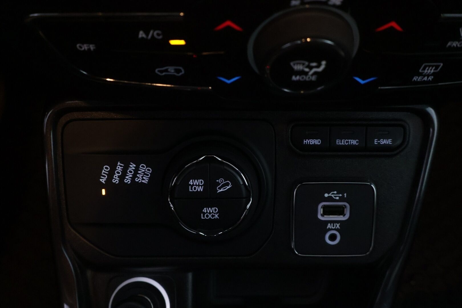 Jeep Compass 2020 COMPASS Monikäyttöajoneuvo (AF) 5ov 1332cm3 A - * Alpine Audio | Vakionopeudensäädin | P-Kamera | Koukku | Xenon | Navi *
