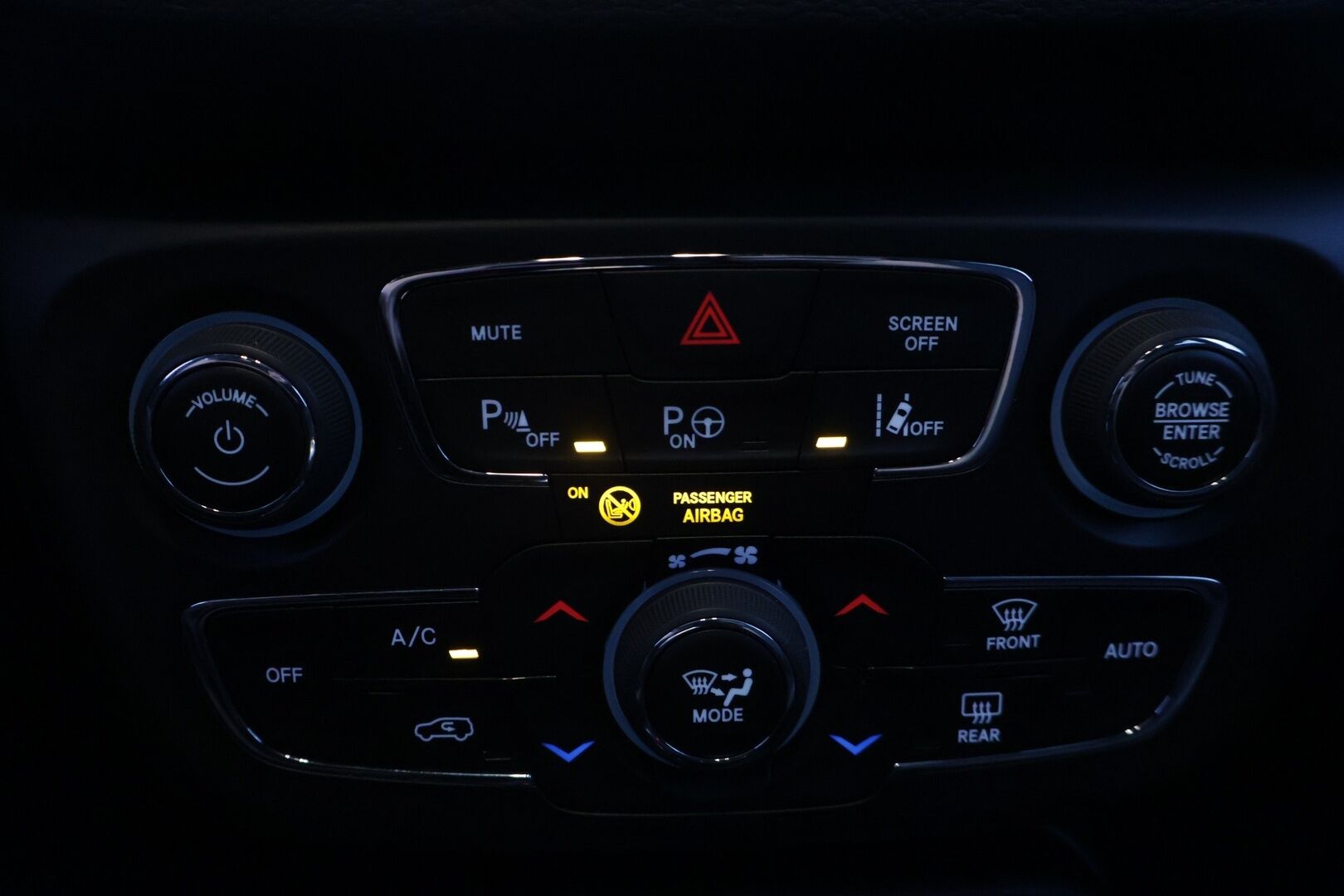 Jeep Compass 2020 COMPASS Monikäyttöajoneuvo (AF) 5ov 1332cm3 A - * Alpine Audio | Vakionopeudensäädin | P-Kamera | Koukku | Xenon | Navi *