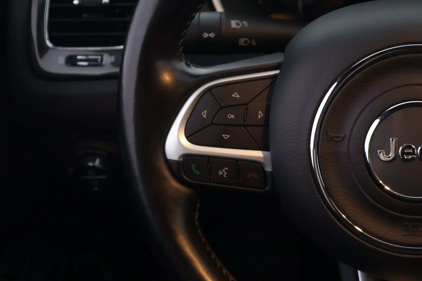 Jeep Compass 2020 COMPASS Monikäyttöajoneuvo (AF) 5ov 1332cm3 A - * Alpine Audio | Vakionopeudensäädin | P-Kamera | Koukku | Xenon | Navi *
