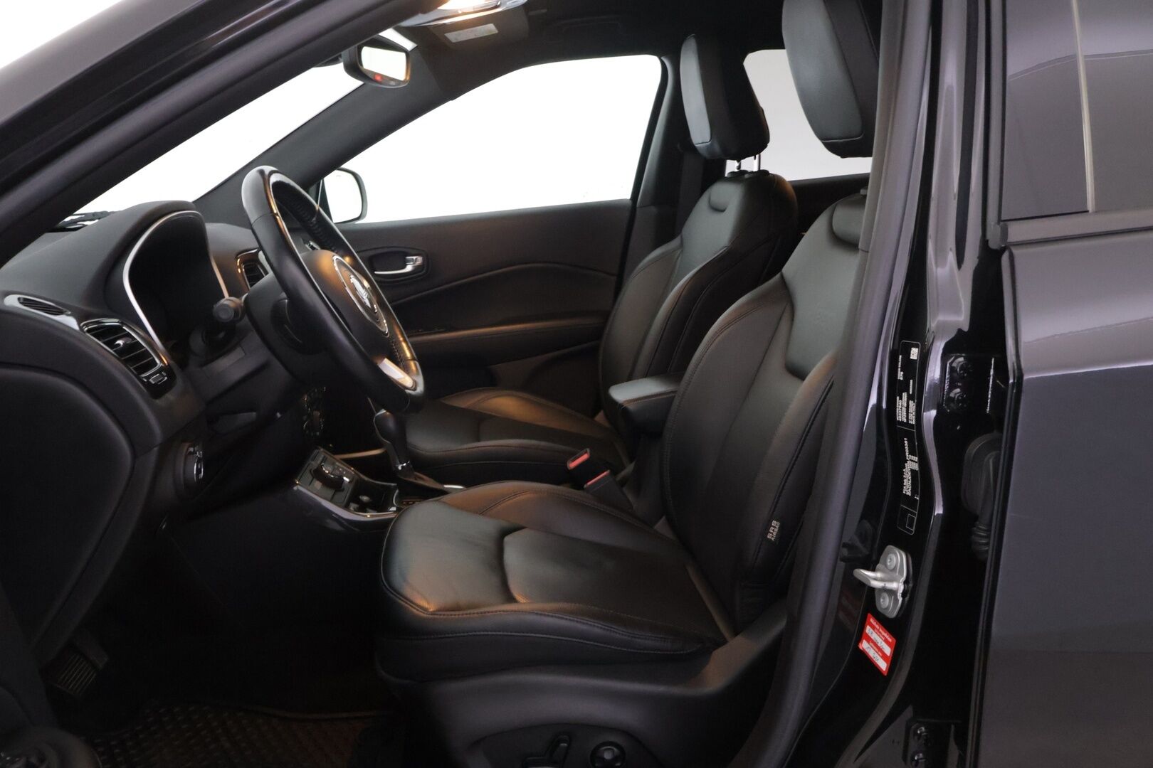 Jeep Compass 2020 COMPASS Monikäyttöajoneuvo (AF) 5ov 1332cm3 A - * Alpine Audio | Vakionopeudensäädin | P-Kamera | Koukku | Xenon | Navi *