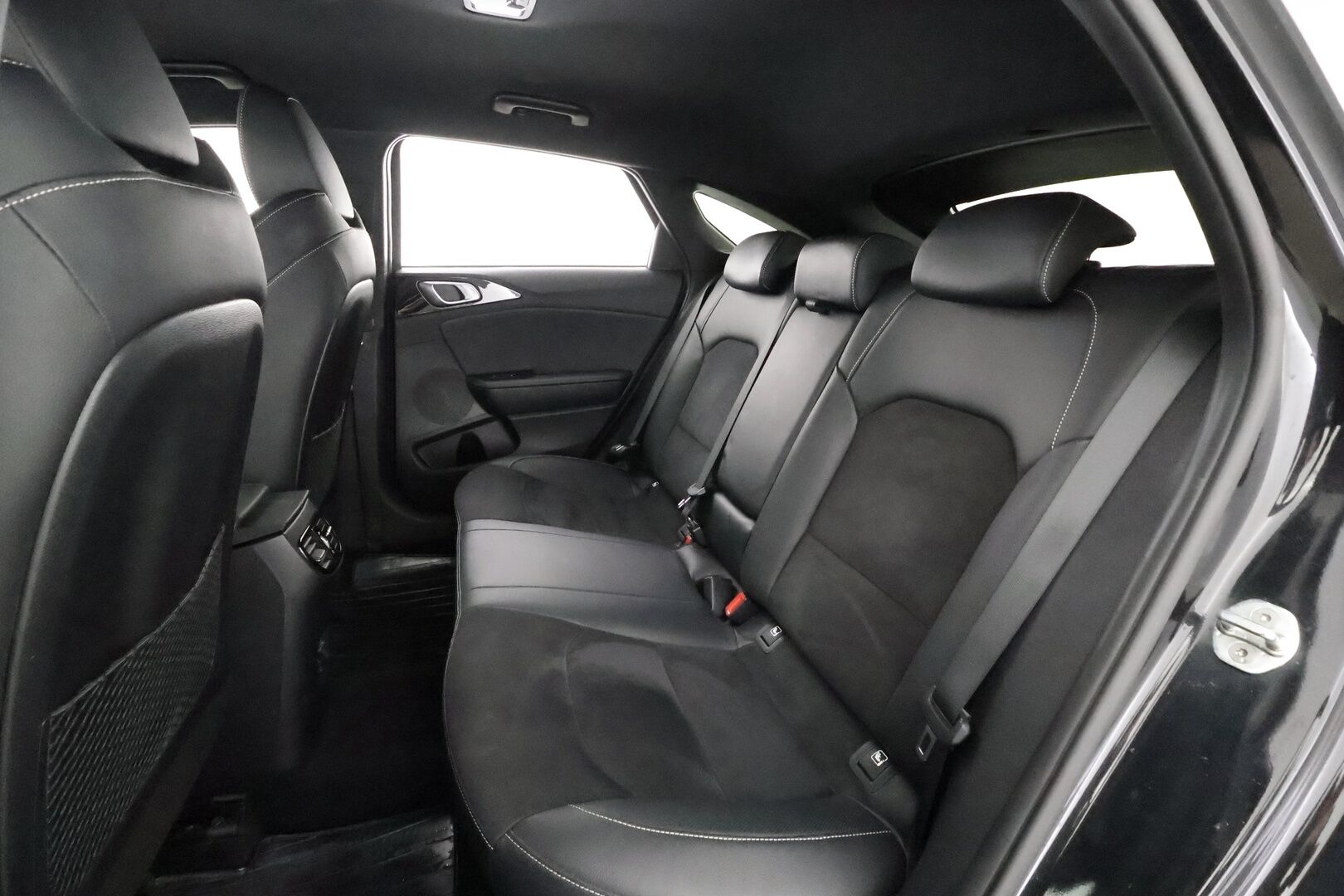 Kia ProCeed 2022 1,5 T-GDI Mild-Hybrid 160hv GT-Line Business Premium DCT - | ACC | Koukku | JBL | Muistipenkki | Nahka-alcantara | P.kamera | Sähk. takaluukku | HDA | BSM | Keyless | LED | Lämm. ratti | Merkkihuollot |