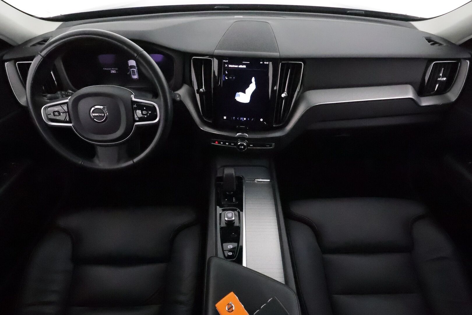 Volvo XC60 2023 T6 AWD Long Range Plus Bright aut * Webasto / Panorama / Adapt.Vakkari / Full LED / Peruutuskamera / Sporttinahat Muistilla - 1-om Suomi-auto / Akku kuntotarkastettu! / Kahdet Renkaat / Merkkihuollettu!