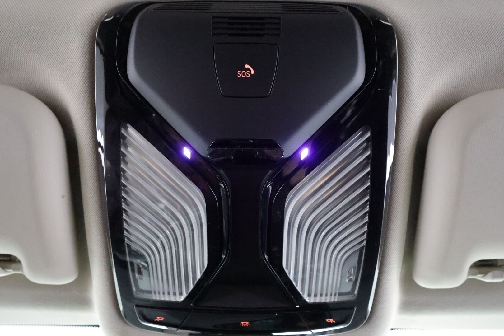 BMW X3 2018 G01 xDrive20d A Business Xline * Koukku / Vakkari / Lohko+SIsä / Sporttipenkit / Navi / Digimittaristo / LED *