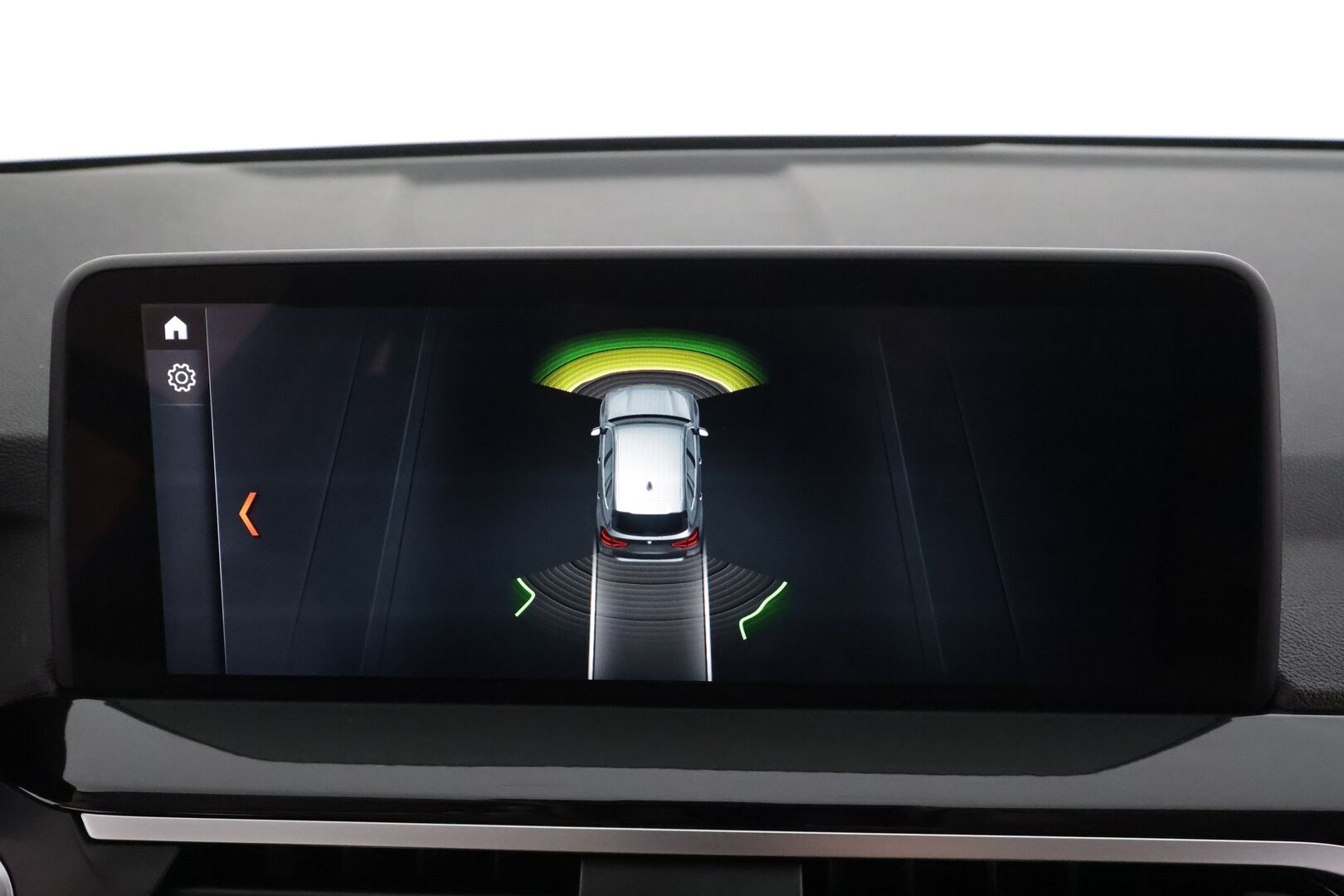 BMW X3 2018 G01 xDrive20d A Business Xline * Koukku / Vakkari / Lohko+SIsä / Sporttipenkit / Navi / Digimittaristo / LED *