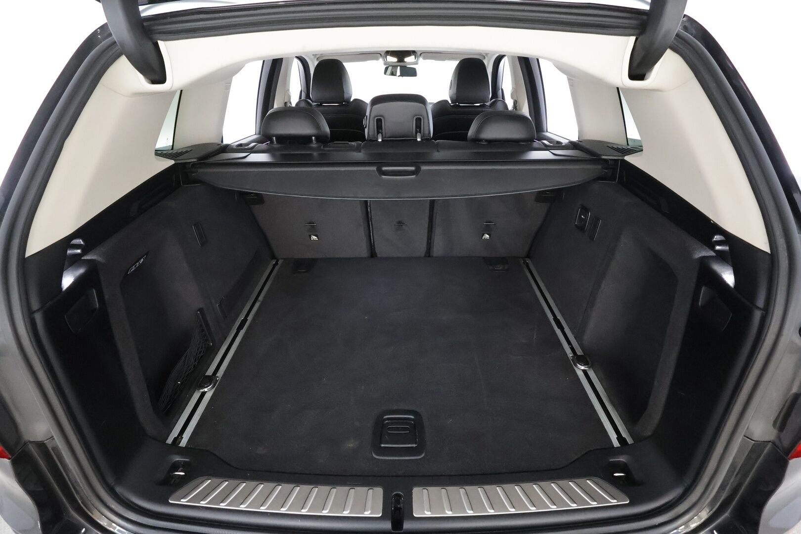 BMW X3 2018 G01 xDrive20d A Business Xline * Koukku / Vakkari / Lohko+SIsä / Sporttipenkit / Navi / Digimittaristo / LED * - HULLUT AVAJAISHULINAT KORKOTARJOUS 3,29 %