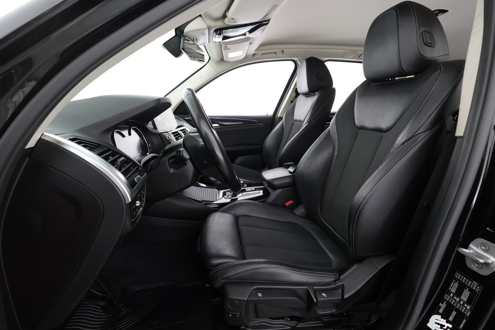 BMW X3 2018 G01 xDrive20d A Business Xline * Koukku / Vakkari / Lohko+SIsä / Sporttipenkit / Navi / Digimittaristo / LED * - HULLUT AVAJAISHULINAT KORKOTARJOUS 3,29 %